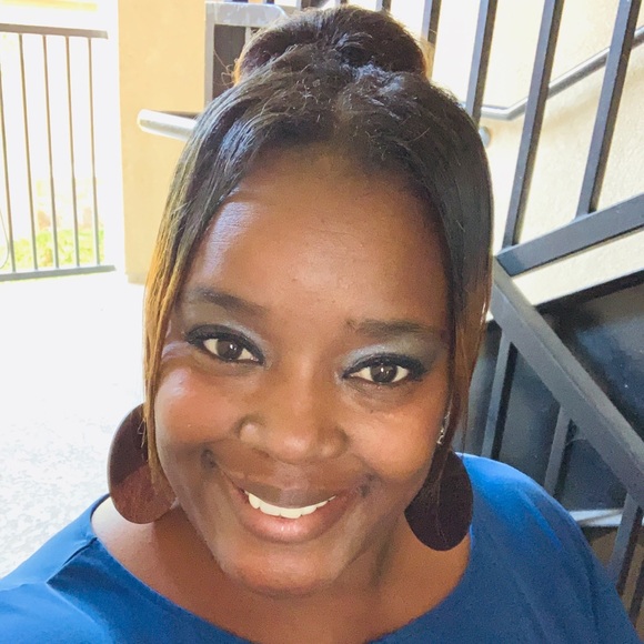 Meet your Posher, Sha’a - Picture 4 of 16